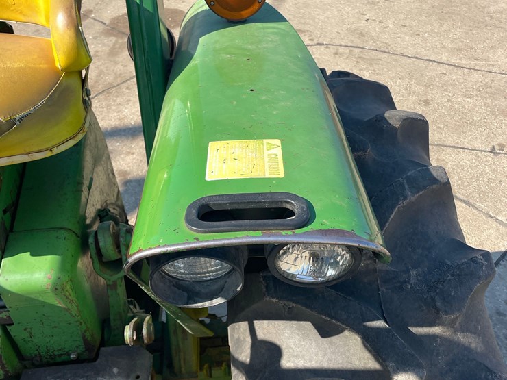 john-deere-3020-image-20