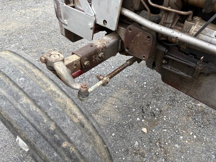 massey-ferguson-165-image-15