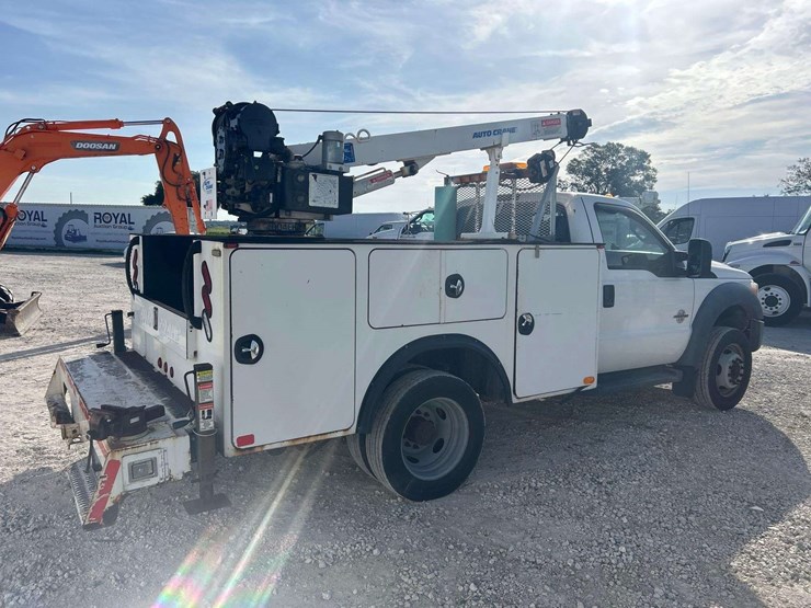 2015-auto-crane-4004eh-image-3