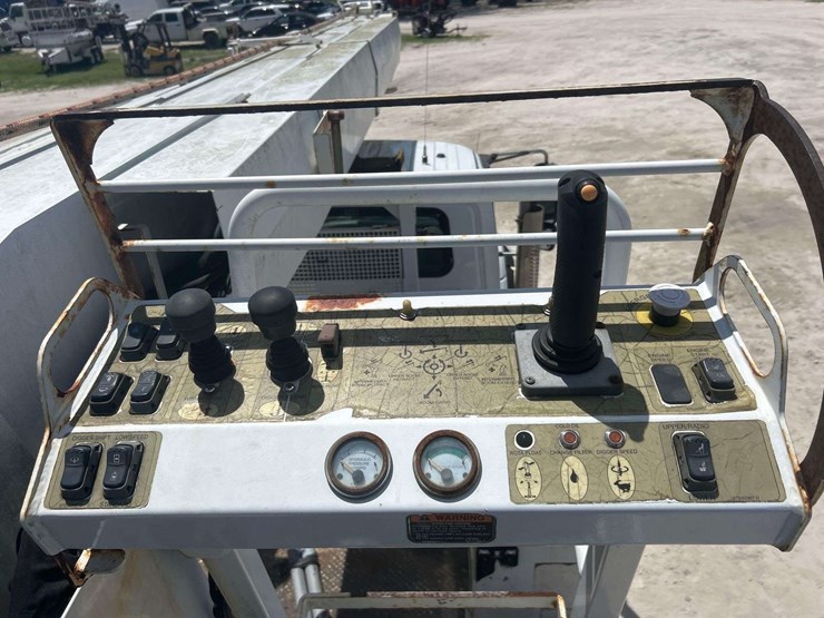 2013-international-workstar-7400-image-29
