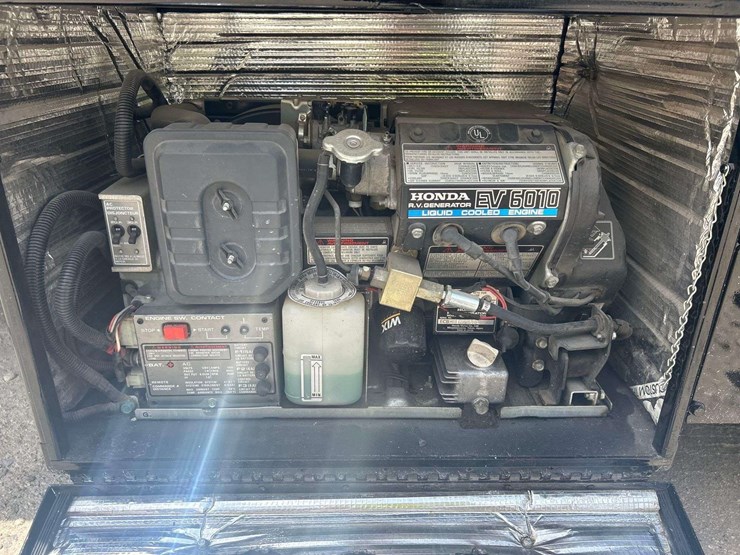 2007-ford-e450-image-46