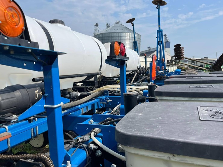 kinze-3000-image-13