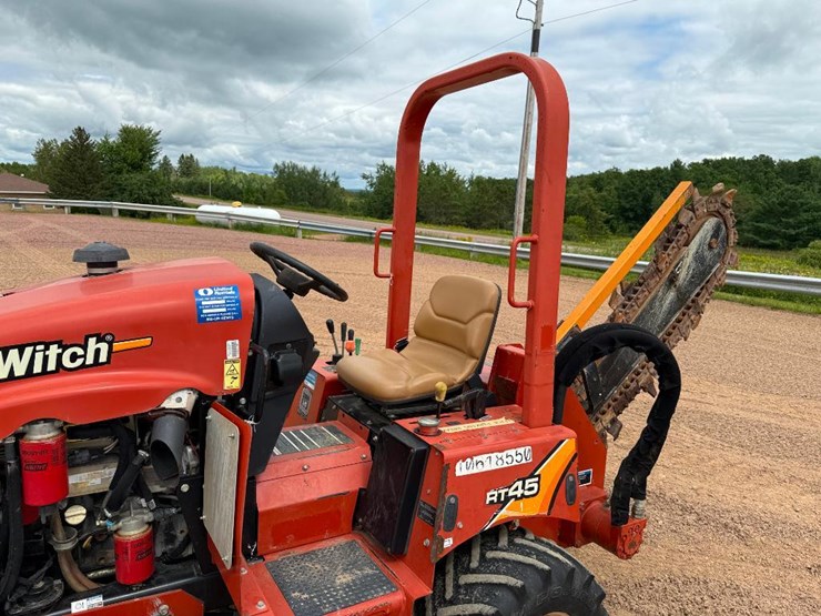 2017-ditch-witch-rt45-image-9