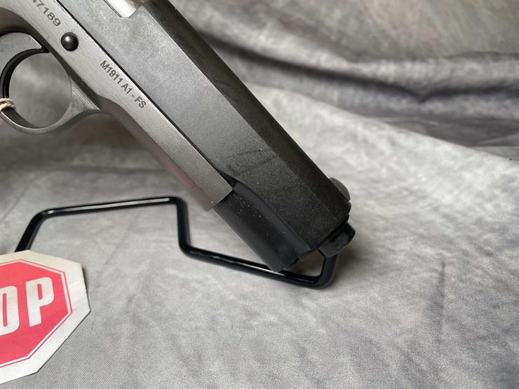 #4533-•-rock-island-arms-m1911-a1-fs-45-auto-pistol,-sn:-ria2847189-image-14