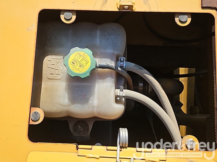 2019-caterpillar-336-image-47