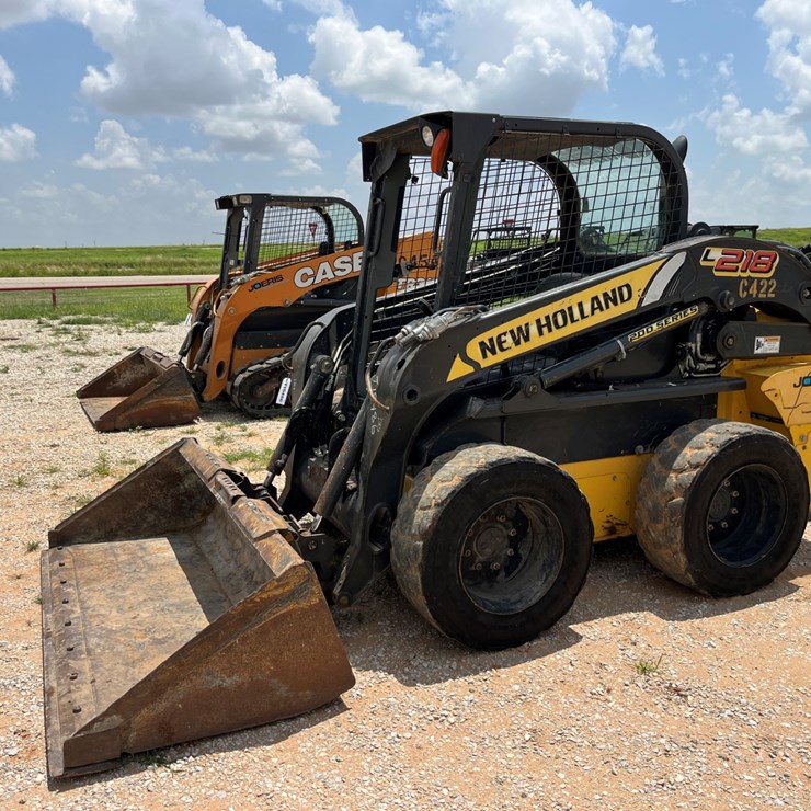 2015 NEW HOLLAND L218
