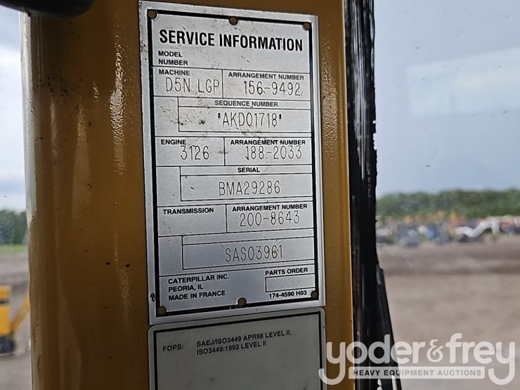 2005-caterpillar-d5n-image-35