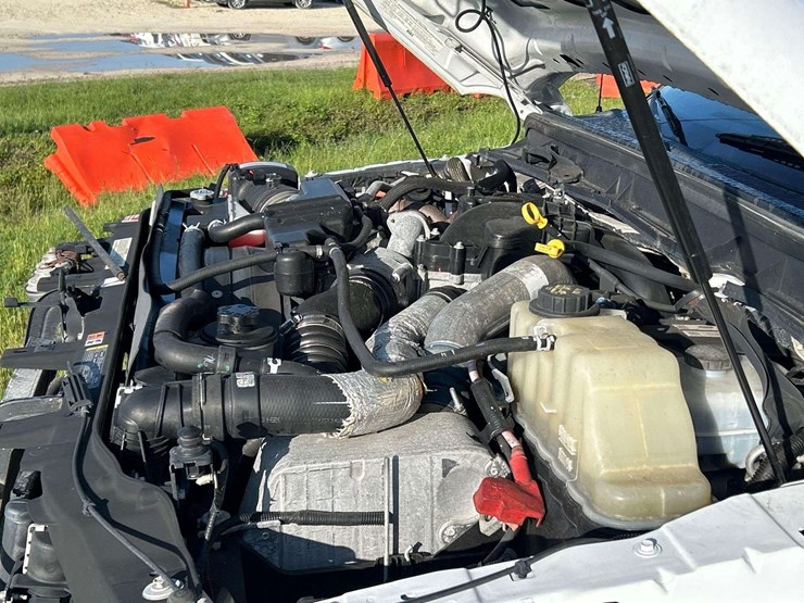 2016-ford-f350-image-8