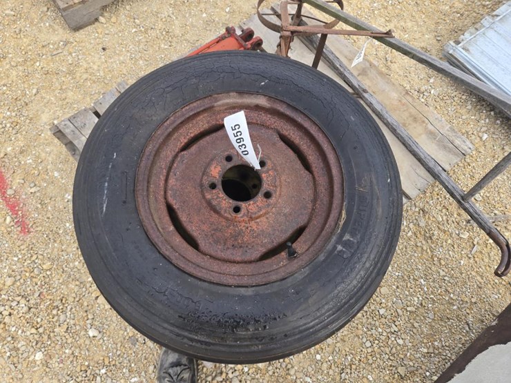 #3955-•-(3)-16"-tires-and-rims-image-8