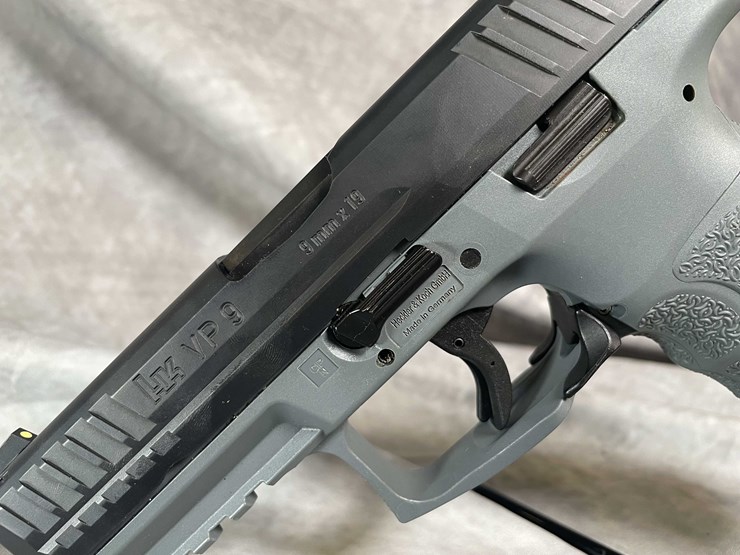 #4559-•-heckler-&-koch-vp9-9mm-luger-semi-auto-pistol,-sn:-224-177838-image-16