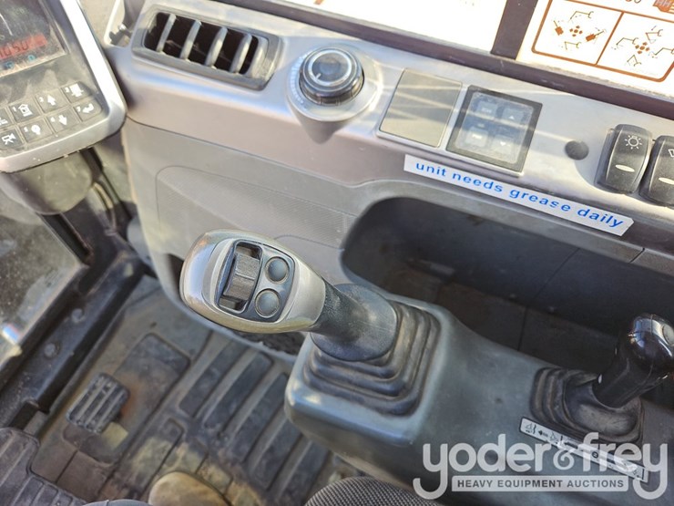 2019-doosan-dx85r-3-image-34