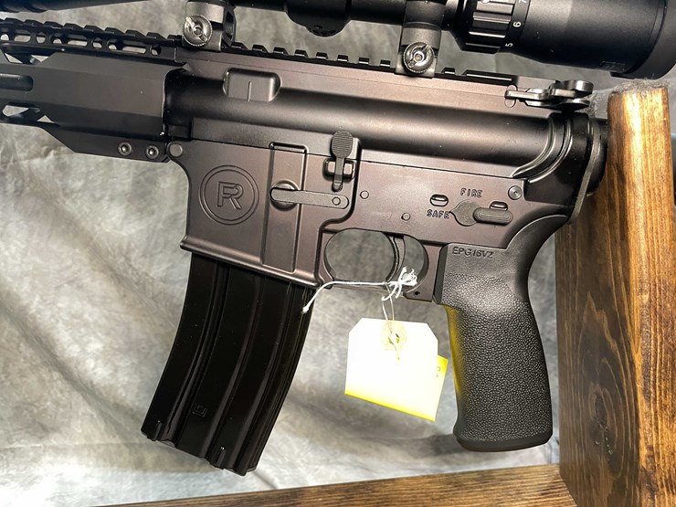 #4577-•-radical-firearms-ar-15-package-5.56-nato-semi-auto-rifle,-sn:-epg16v2-image-12