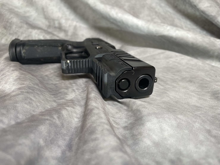 #4552-•-beretta-apx-a1-9mm-luger-pistol,-sn:-a216789x-image-4