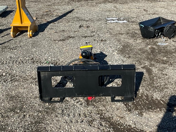 #1370-•-unused-future-skid-steer-breaker-image-2