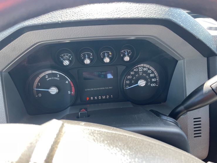 2016-ford-f550-image-32