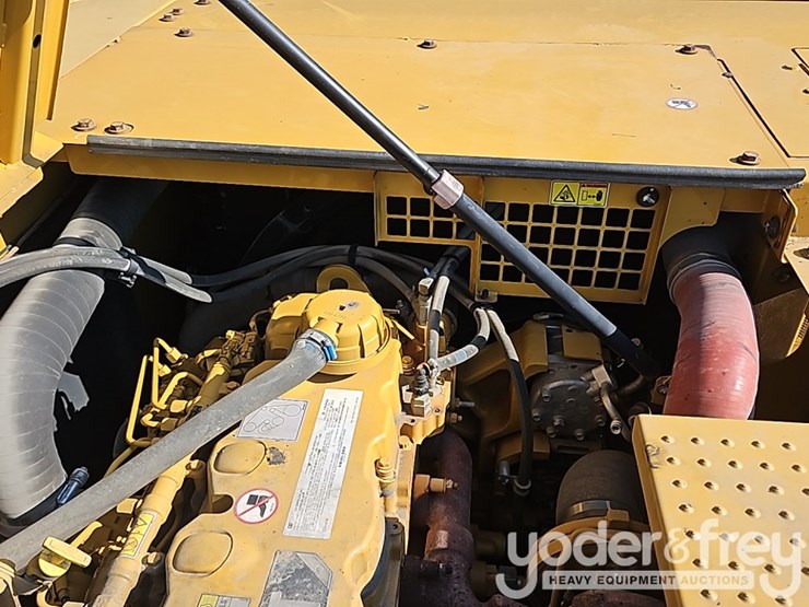 2019-caterpillar-336-image-48