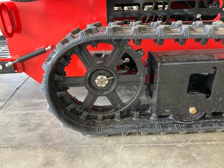 #1012-•-unused-future-ft380r-mini-skid-steer-image-44