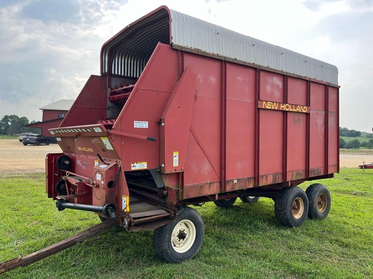 new-holland-816-image-5
