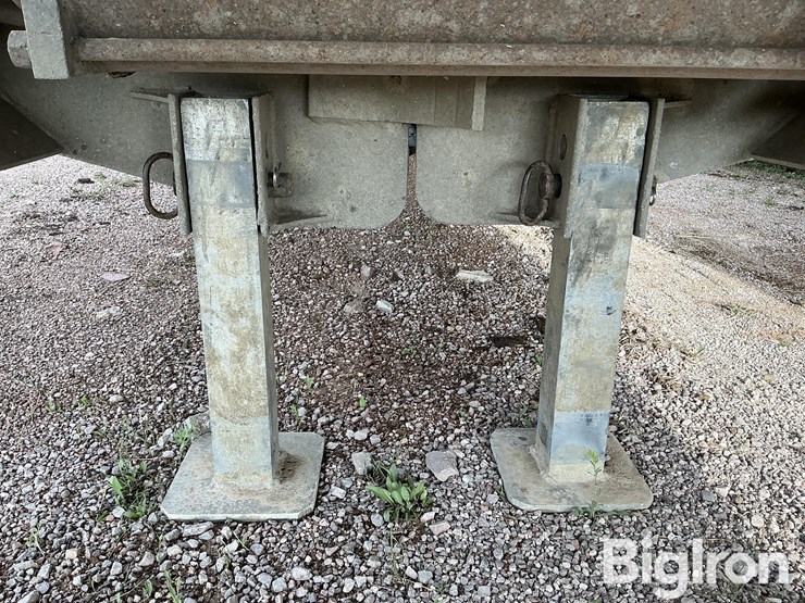 2004-travis-39-ft-image-18