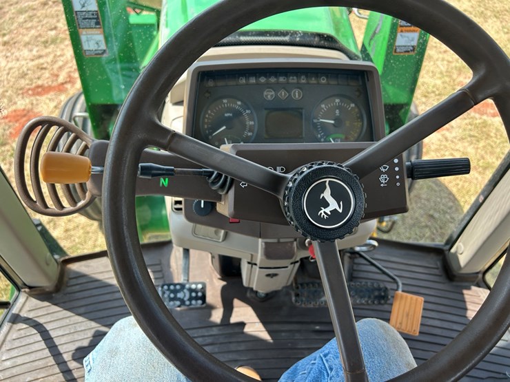 john-deere-7320-image-27