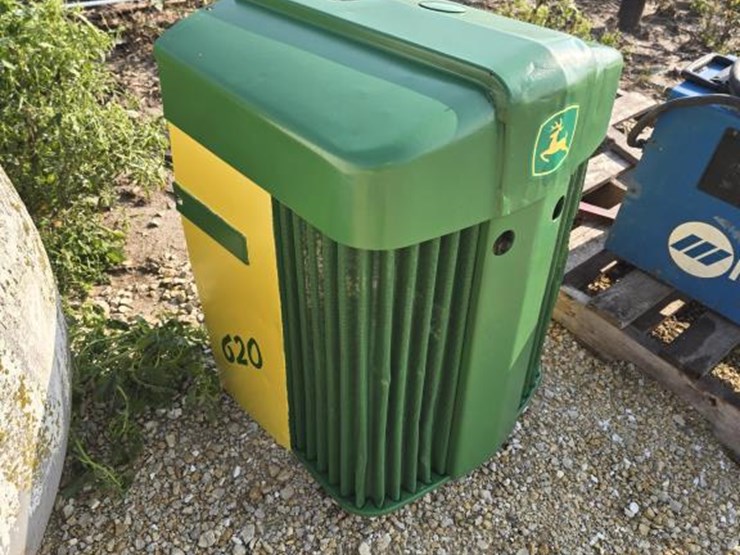#3860-•-john-deere-620-0r-60-grill-image-3