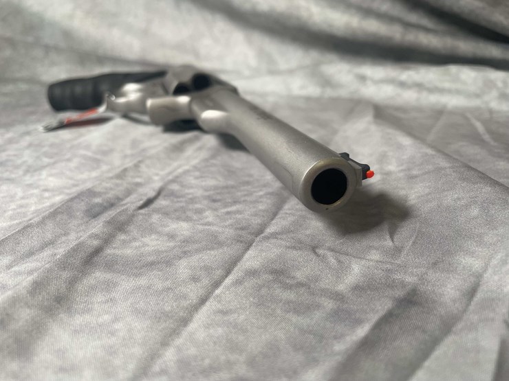 #4523-•-taurus-judge-45-colt-revolver,-sn:-aen959791-image-4