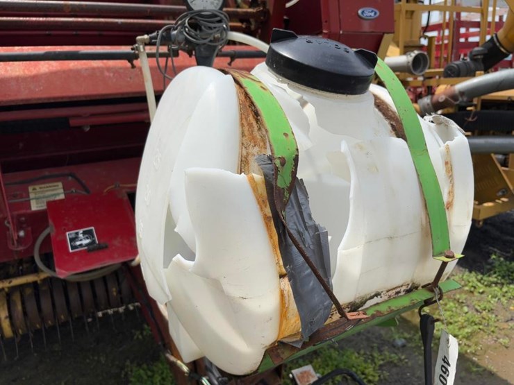 new-holland-853-image-6