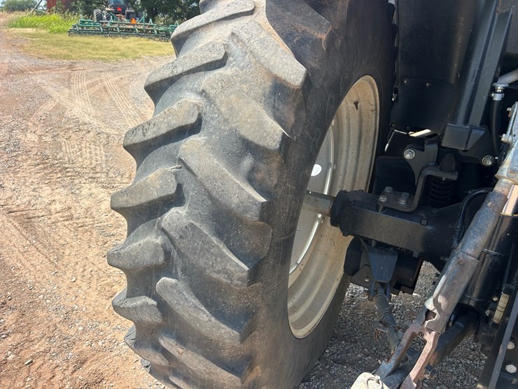 new-holland-t6.175-image-8