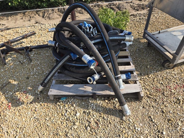 #3884-•-new-hydraulic-hoses-image-2