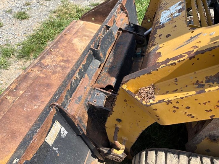 2014-caterpillar-289d-image-22