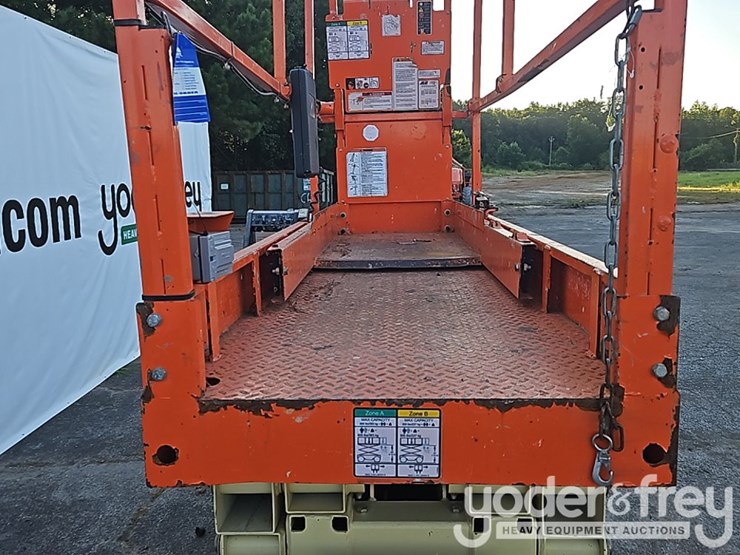 2019-jlg-2632es-image-17