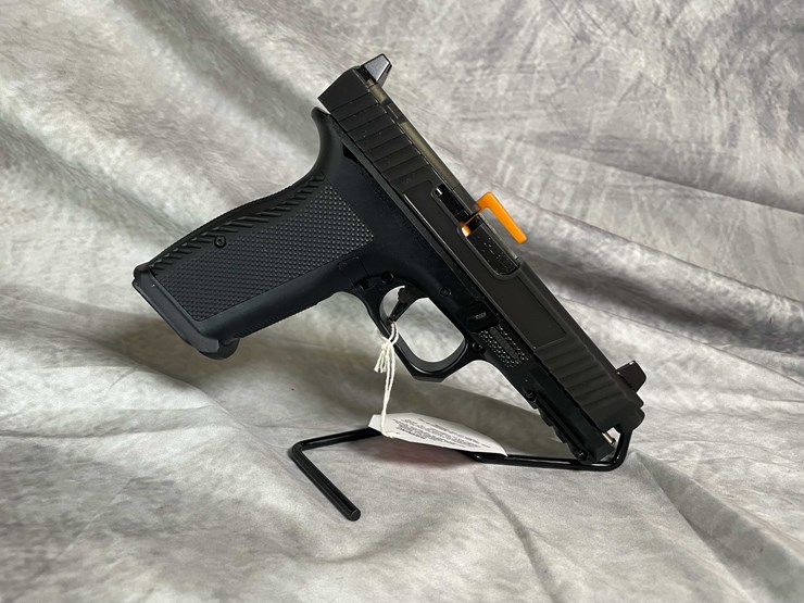 #4545-•-rock-island-stk-100-9mm-luger-pistol,-sn:-ria2875168-image-3