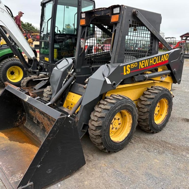2003 NEW HOLLAND LS150