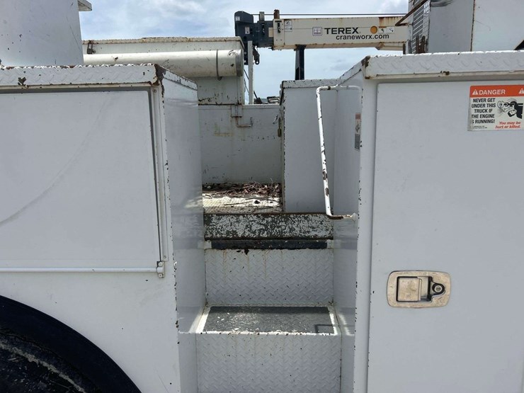 2013-international-durastar-4400-image-33
