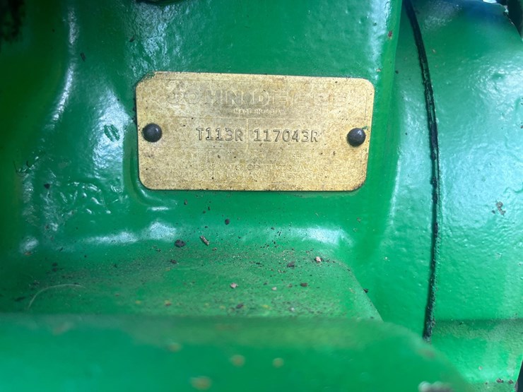 john-deere-3020-image-11