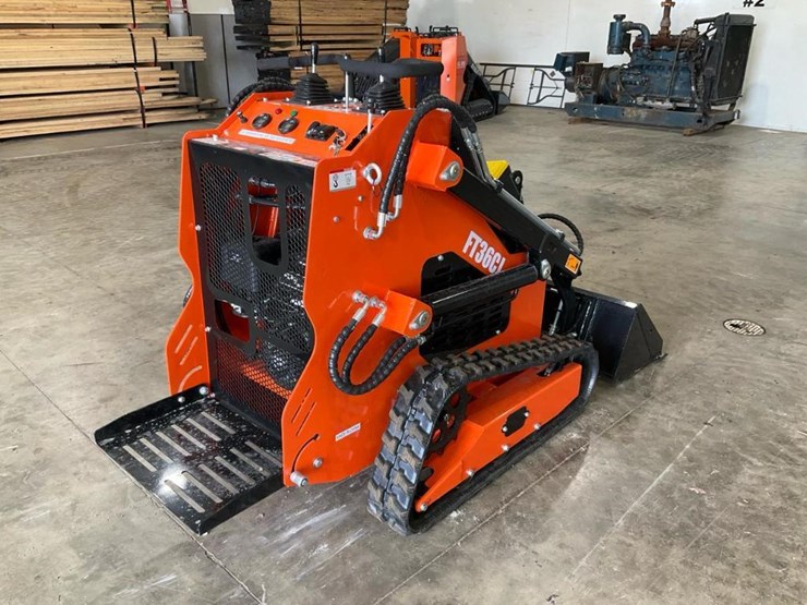 #1014-•-unused-future-ft36c-mini-skid-steer-image-5