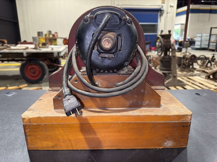 j.e.-barley-huller-electric-image-10