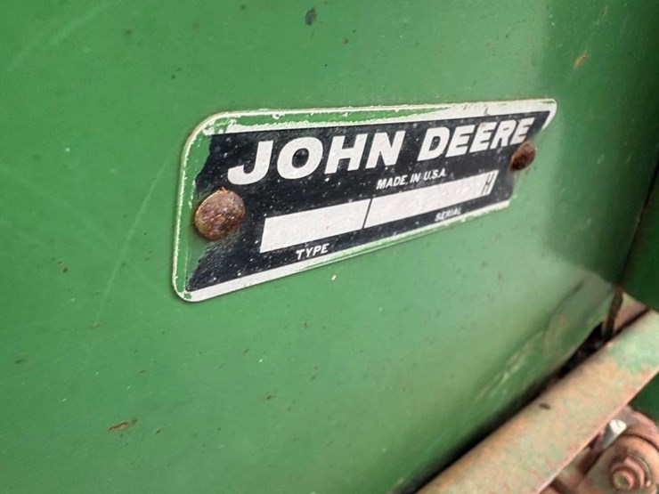 john-deere-4400-image-14