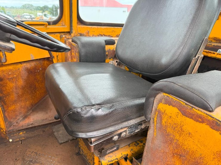 deere-644b-image-40