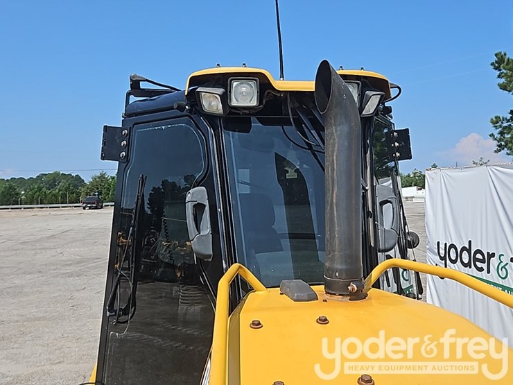 2018-caterpillar-d5k2-lgp-image-37