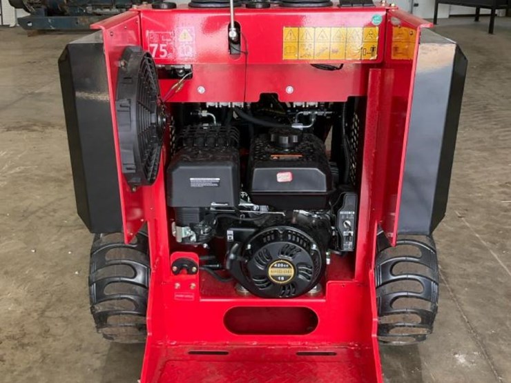 #1015-•-unused-future-ft323w-mini-skid-steer-image-4