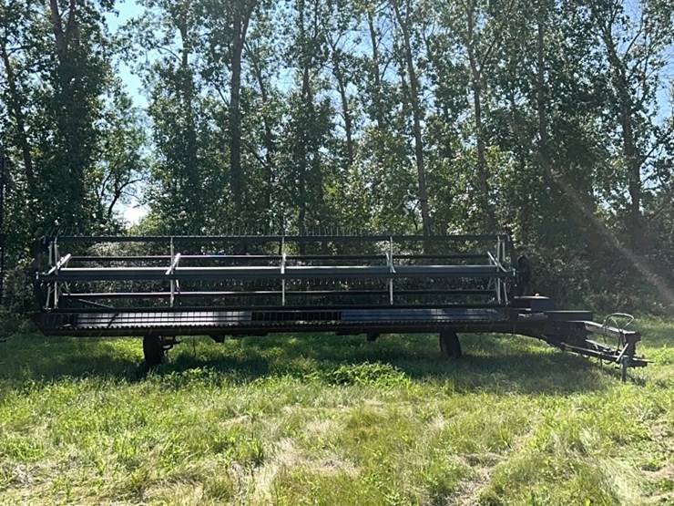 25’-premier-swather,-finger-reel-image-2