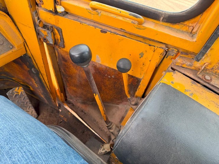 deere-644b-image-46