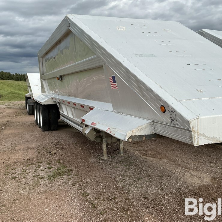 2004 TRAVIS 39 ft