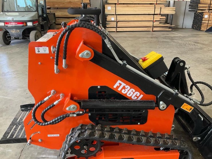 #1014-•-unused-future-ft36c-mini-skid-steer-image-20