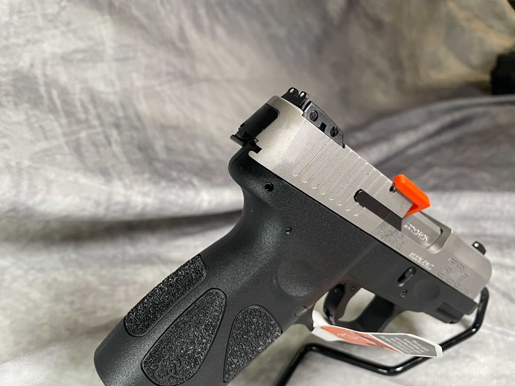 #4538-•-taurus-g2c-40-s&w-pistol,-sn:-agc106105-image-7