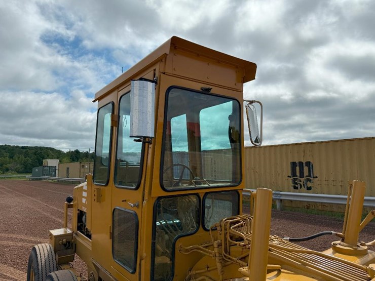 1986-fiat-allis-65b-image-17