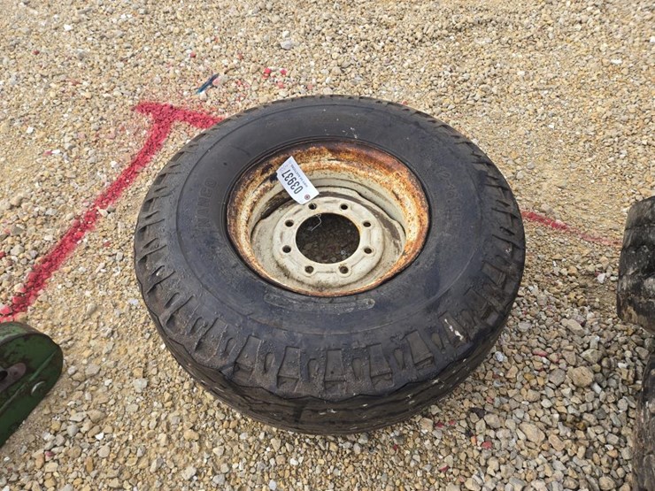 #3937-•-12-16.5-lt-tire-and-rim-image-5