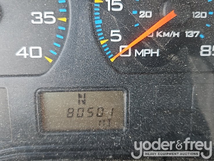 2006-international-durastar-4300-image-32