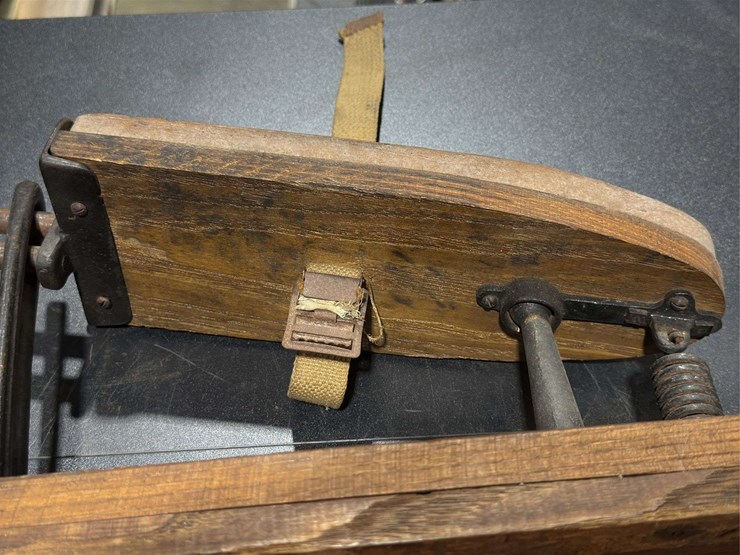 antique-laundry-tools-image-16